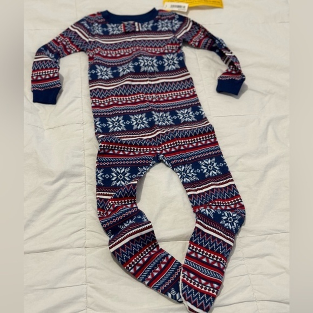 NWT Amazon Essentials unisex pj size 2T